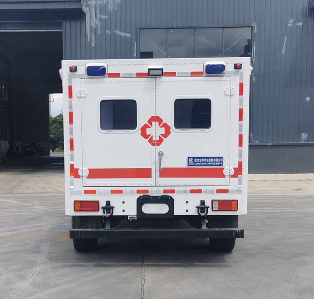 東風(fēng)CLW5050XJHE6型救護(hù)車(chē)